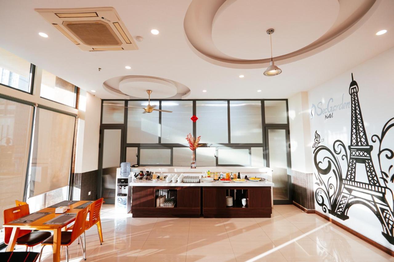 Sea Garden Hotel Da Nang Bagian luar foto